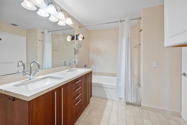 Building Photo - 79 SW 12th St