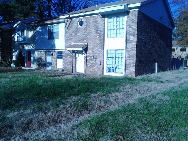Primary Photo - Garden Walk Condominiums