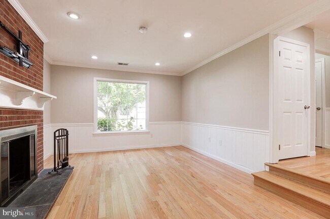 Building Photo - 12227 Ox Hill Rd