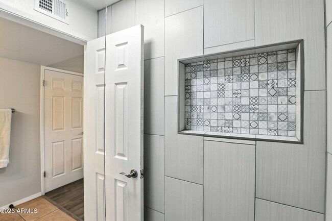 Building Photo - 3500 Hayden Rd