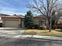 Building Photo - Beautiful signle story home in South Reno