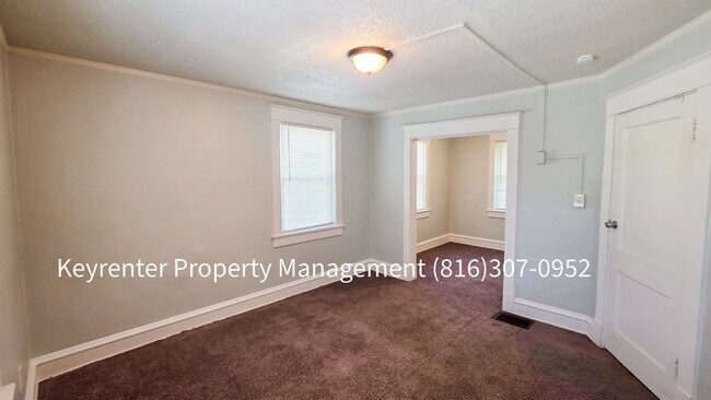 Building Photo - 3 Bed 1 Bath ready to rent!