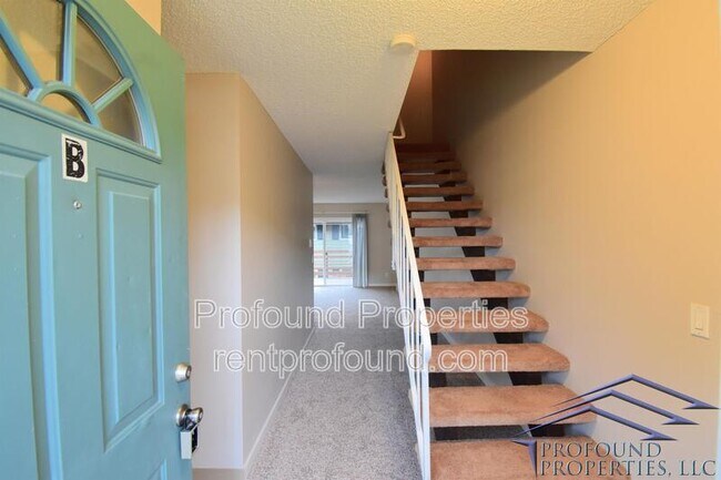 Building Photo - 6050 SW 130th Ave
