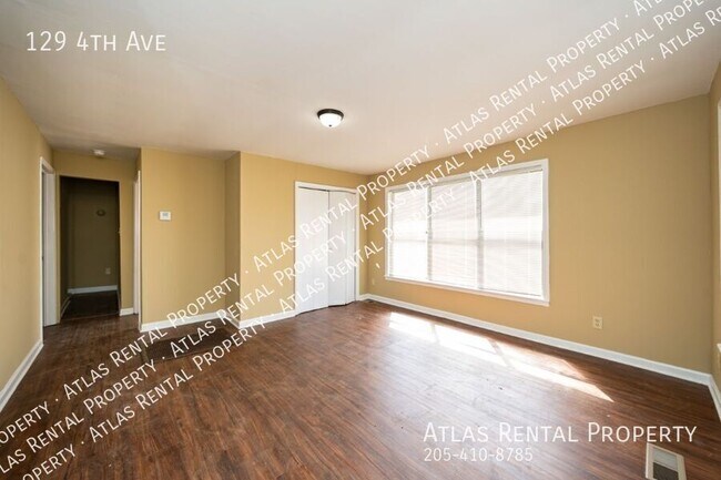 Building Photo - 129 4th Ave