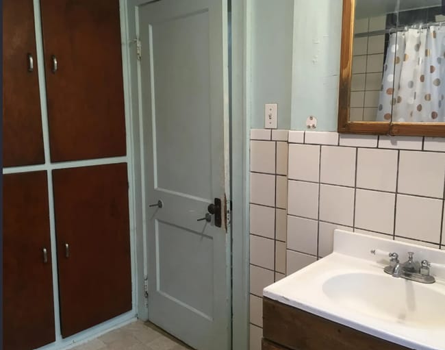 Building Photo - Charming 3-Bedroom Colonial with Finished Basement & Fireplace