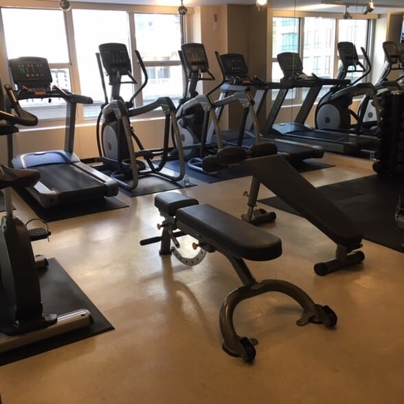 Building Photo - 777 N Michigan Ave