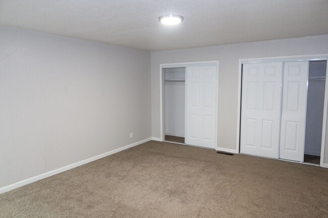 Building Photo - 7256 Havenside Dr