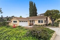 Building Photo - 212 Barranca Dr