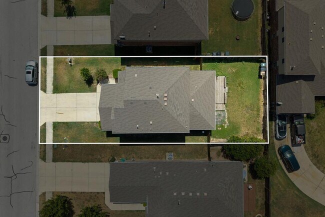 Building Photo - 231 Northern Flicker St