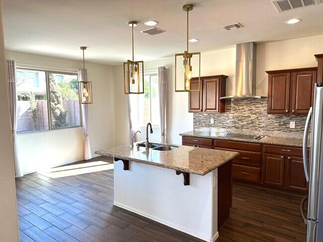 Building Photo - Stunning Elliot Groves home in Morrison Ranch. 4 bed+ 2 offices + loft