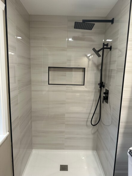 Building Photo - 32818 Pacific Hwy S