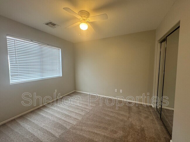 Building Photo - 23769 W La Canada Blvd