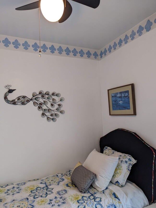 Building Photo - 4300 8th St NW