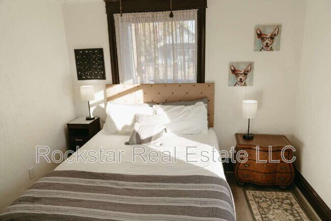 Building Photo - 1307 W Cleveland Ave