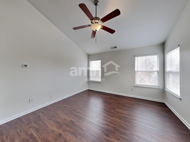 Building Photo - 2111 Less Traveled Trail