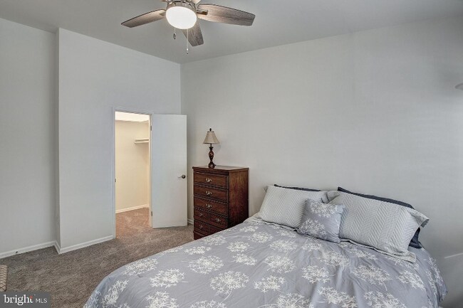 Building Photo - 4700 Parkman Ct