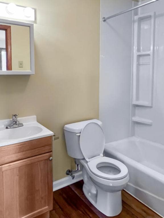 Building Photo - 442 Dille St