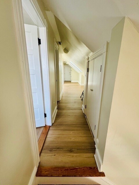 Building Photo - 72 Adams St