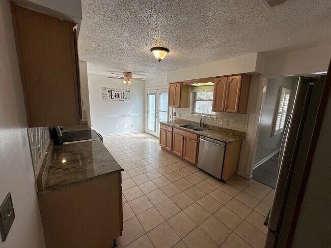 Building Photo - 748 Timber Ridge Trail