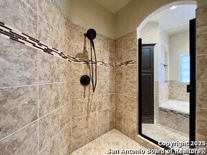 Building Photo - 8123 Poconos Run