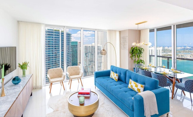 Primary Photo - 485 Brickell Ave