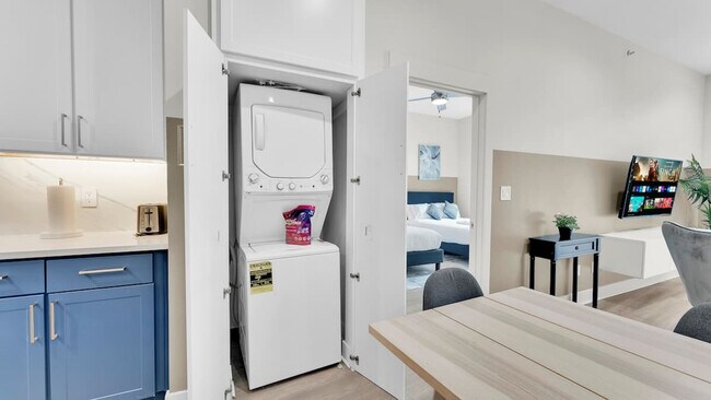 Building Photo - 2901 Indiana St