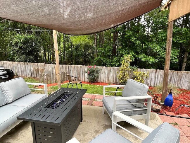 Building Photo - 182 Aquinnah Dr