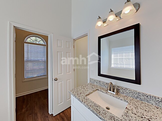 Building Photo - 949 Durham Way