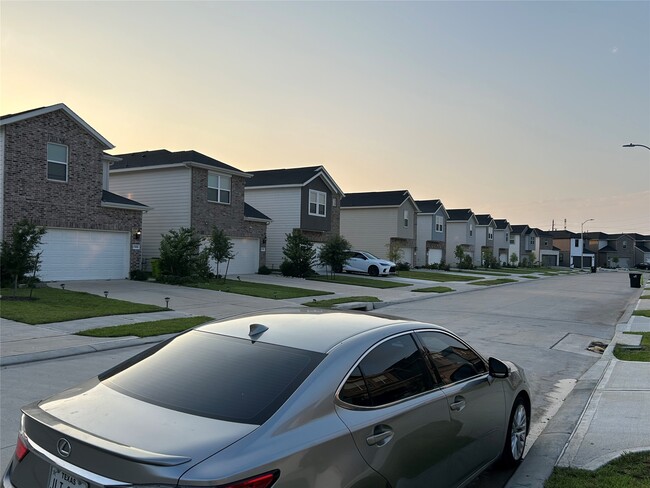 Building Photo - 1511 Revolution Way