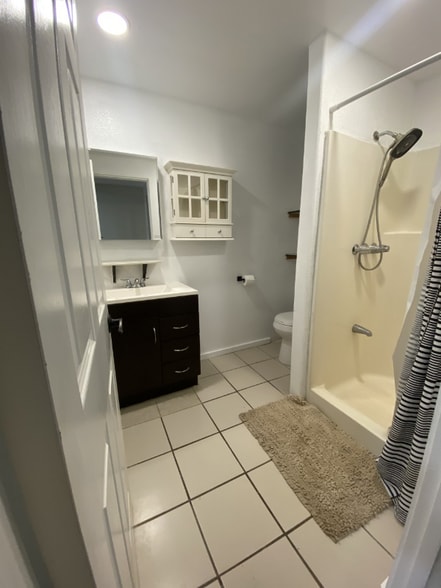 Building Photo - 1224 Mowai St