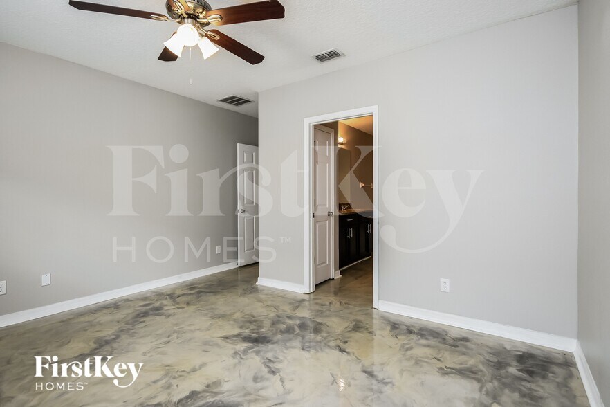 Building Photo - 4781 Rockvale Dr