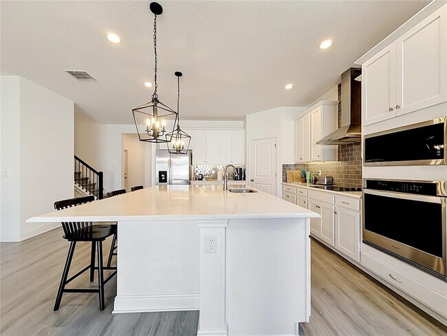 Building Photo - 4485 Davos Dr