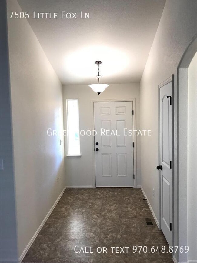Building Photo - 7505 Little Fox Ln