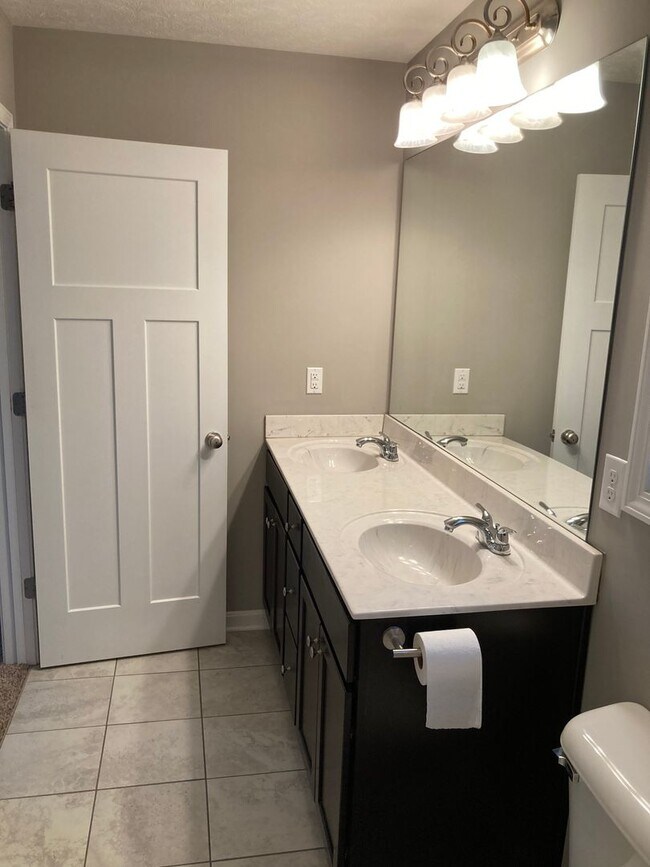 Building Photo - New & Improved Price!