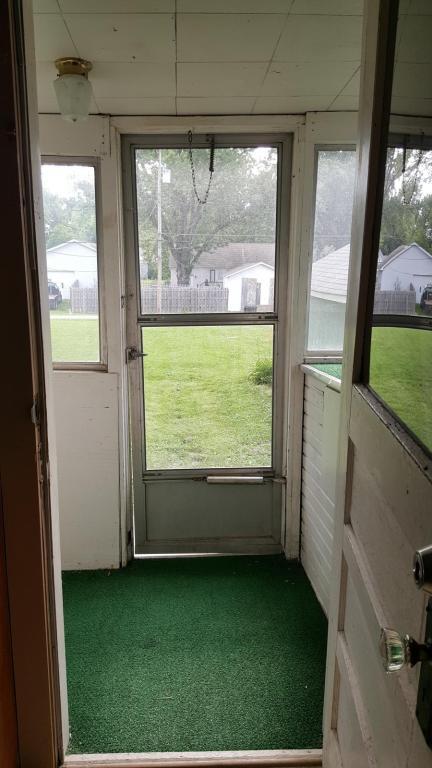 Building Photo - 630 N Poplar St