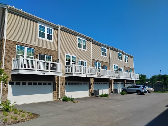 Building Photo - 936 Jenkins Ct