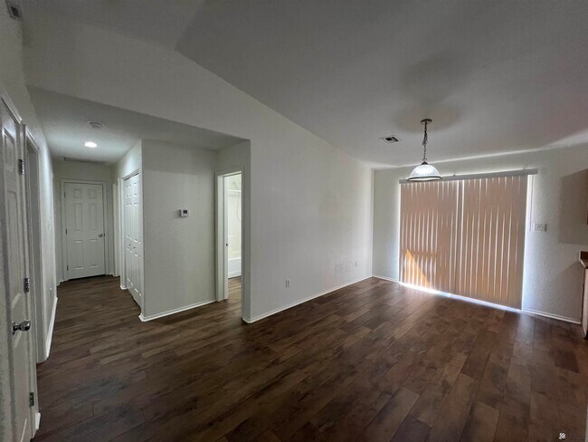 Building Photo - 10331 Monsoon Ave
