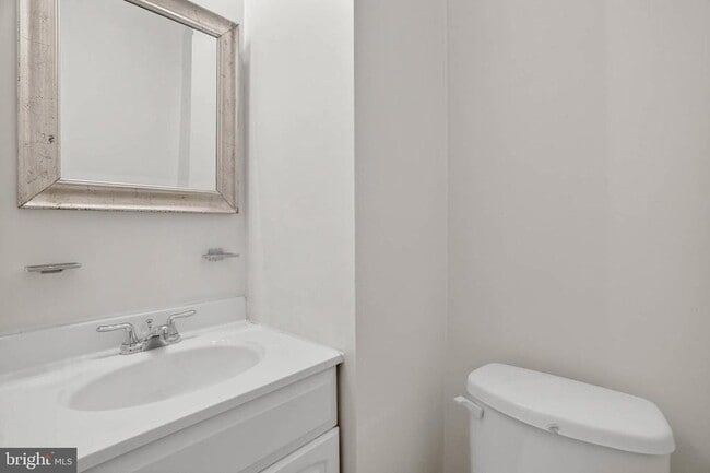 Building Photo - 1642 S Hanover St