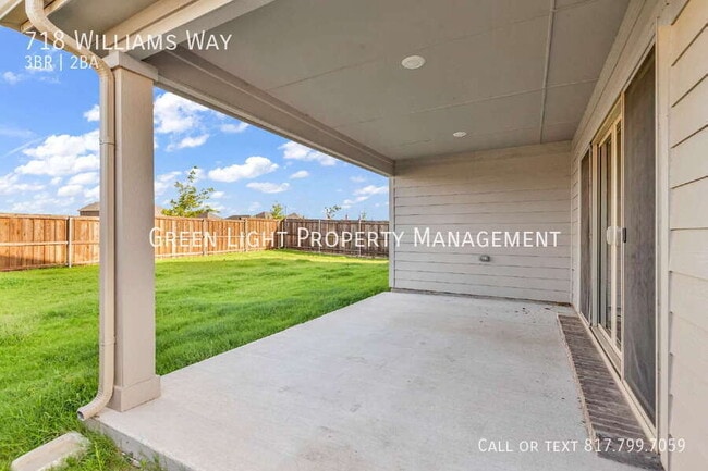 Building Photo - 718 Williams Wy