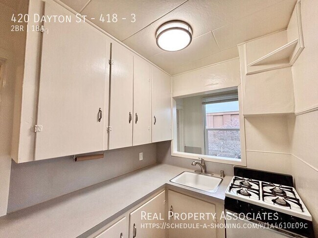 Building Photo - 420 Dayton St