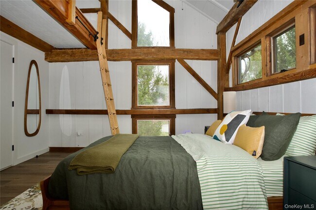 Building Photo - 107 Cold Spring Rd