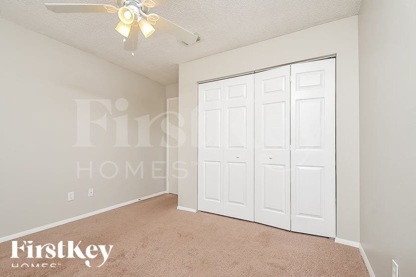 Building Photo - 1807 Greenwood Valley Dr