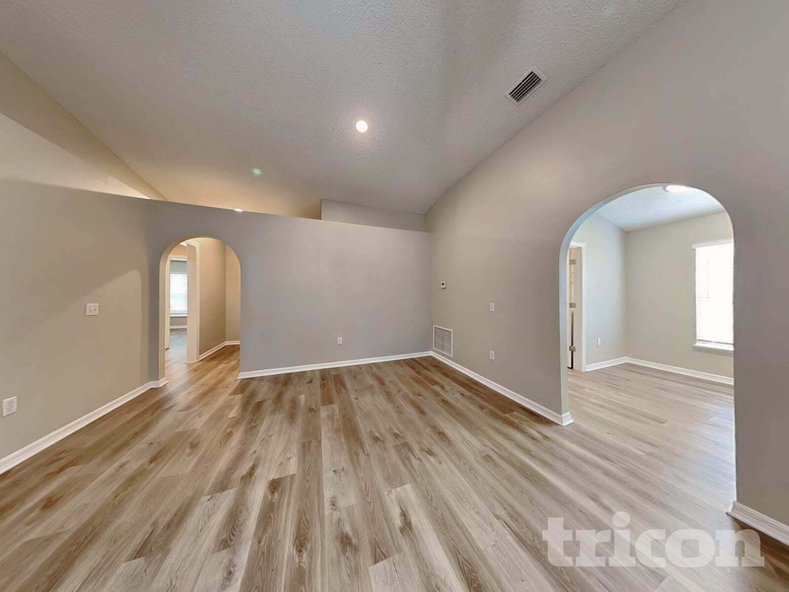 Building Photo - 649 Doe Cove Pl