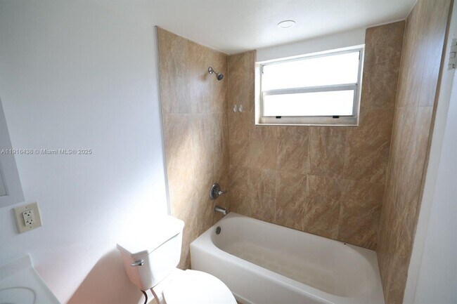 Building Photo - 6270 W Flagler St