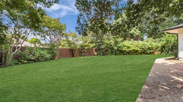 Building Photo - 2405 Bennington Ct