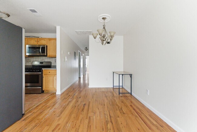 Building Photo - 46 Armstrong Ave