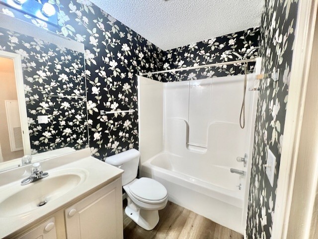 Building Photo - 2117 Sanderling Dr