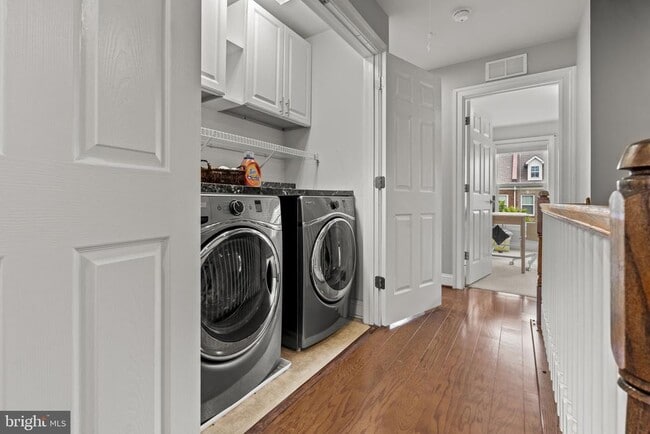 Building Photo - 9618 Stockwell Ln