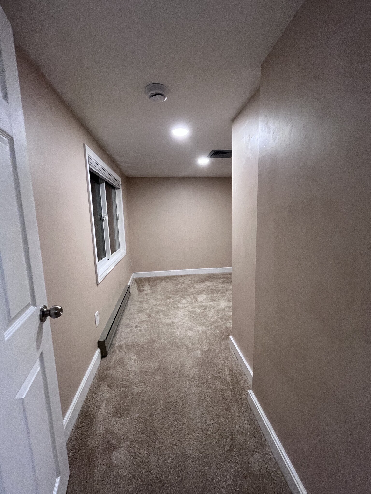 Building Photo - 48 Aberdeen Rd