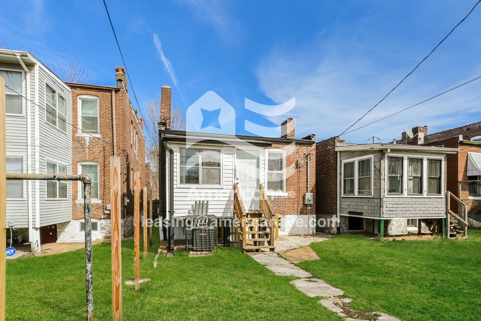 Building Photo - 3320 Itaska St